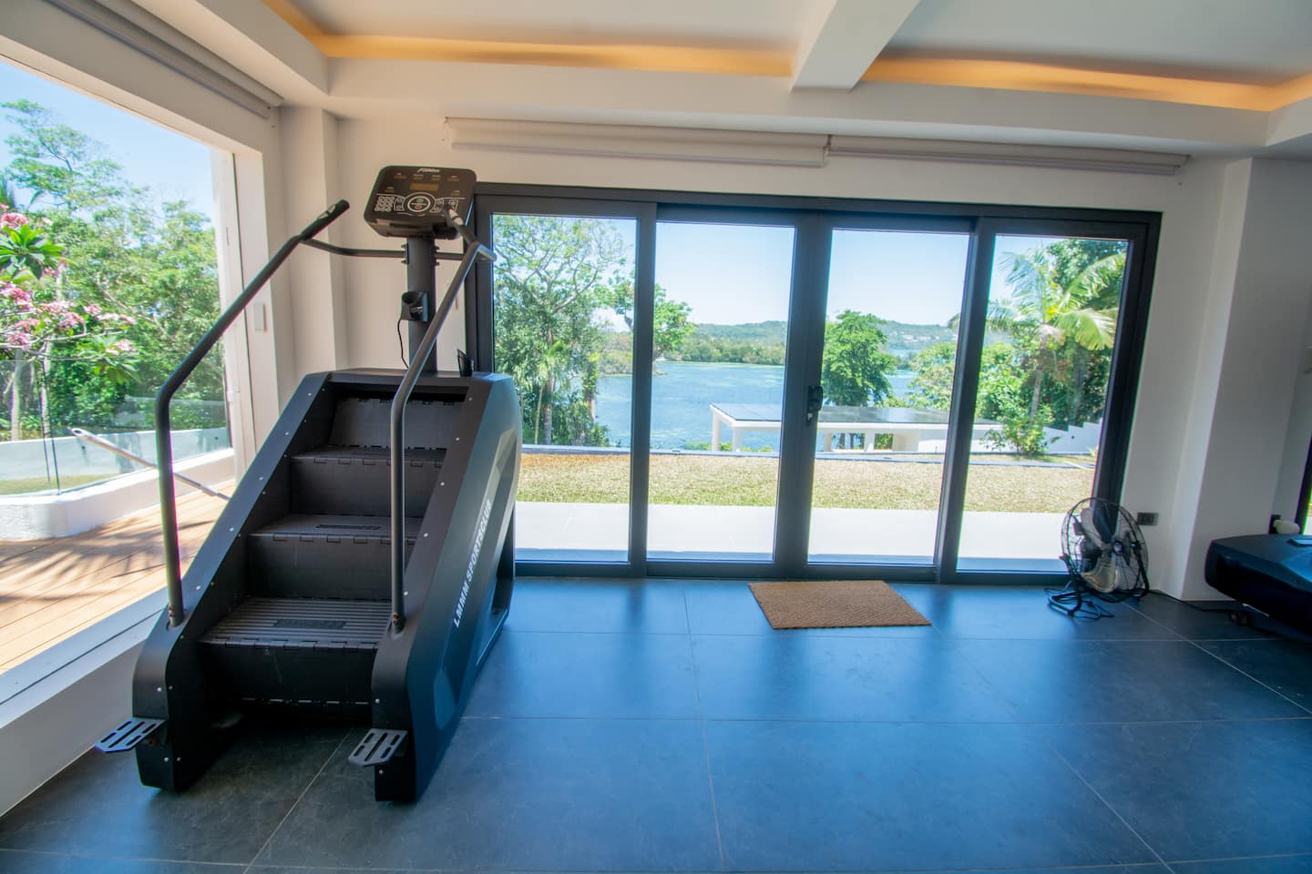 Stair climber facing the sea